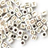 200 Mini Perles Carrées - Cubes En Plastique - Lettres Alphabet - Blanc Et Doré - 4,5 Mm