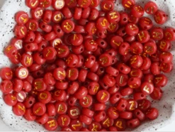 200 Perles Lettres Dorées – Bois De Rose