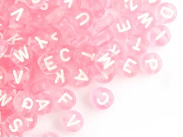 200 Perles Rondes En Plastique Transparent - Lettres Alphabet - Rose Pâle - 7 Mm – Image 4