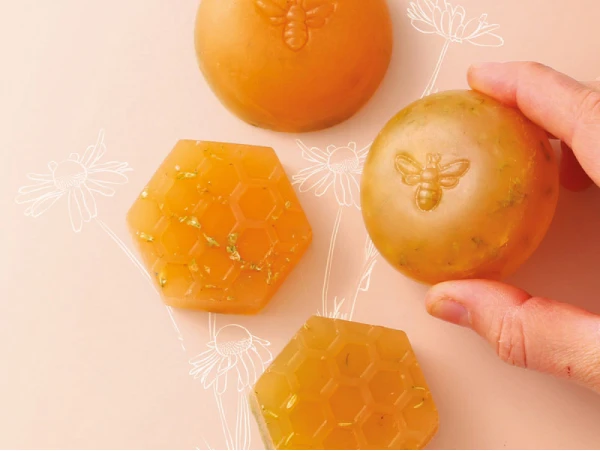 Coffret DIY - Savons Au Miel Et à La Camomille – Image 3