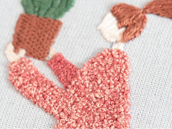 Kit De Broderie Traditionnelle - "plant Lady" - La Jeune Fille Au Cactus Par Slow Evenings – Image 7