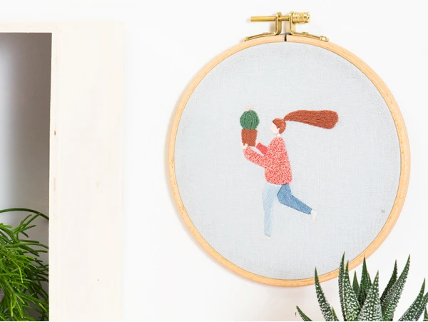 Kit De Broderie Traditionnelle - "plant Lady" - La Jeune Fille Au Cactus Par Slow Evenings – Image 10