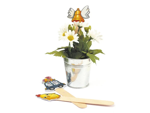 Kit Plastique Dingue 8 Décorations De Pâques Pour Enfants – Image 4