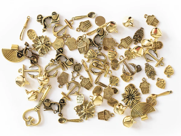 Pot De 80 Grammes - Mix De Breloques Dorées – Image 2