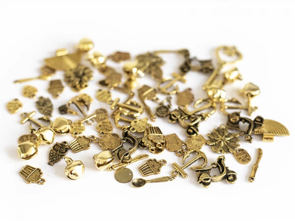 Pot De 80 Grammes - Mix De Breloques Dorées – Image 3